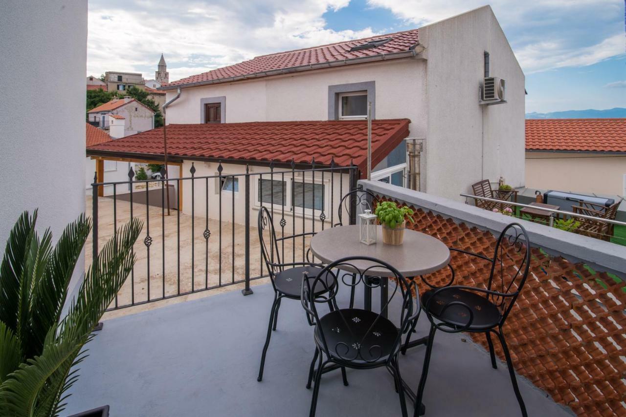 Apartments Tara Врбник Экстерьер фото
